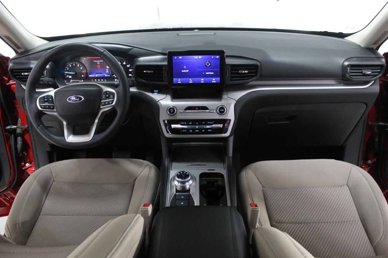 Ford Explorer XLT 4WD 2023