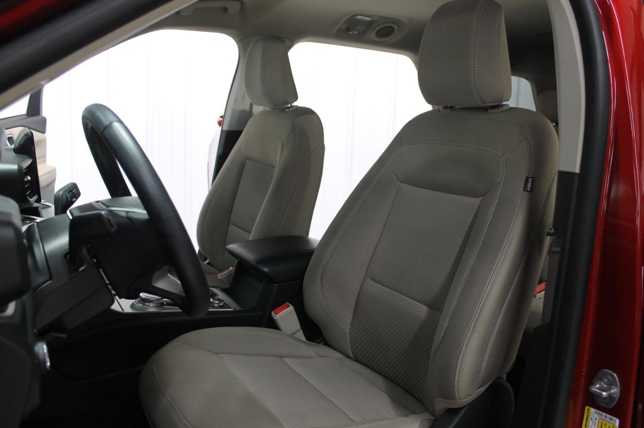 Ford Explorer XLT 4WD 2023