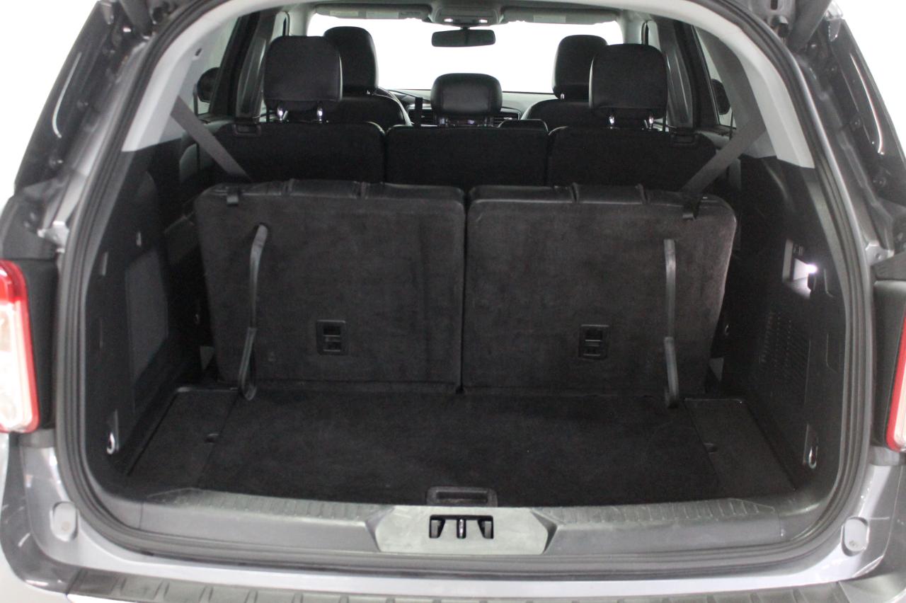 Ford Explorer Limited RWD 2023