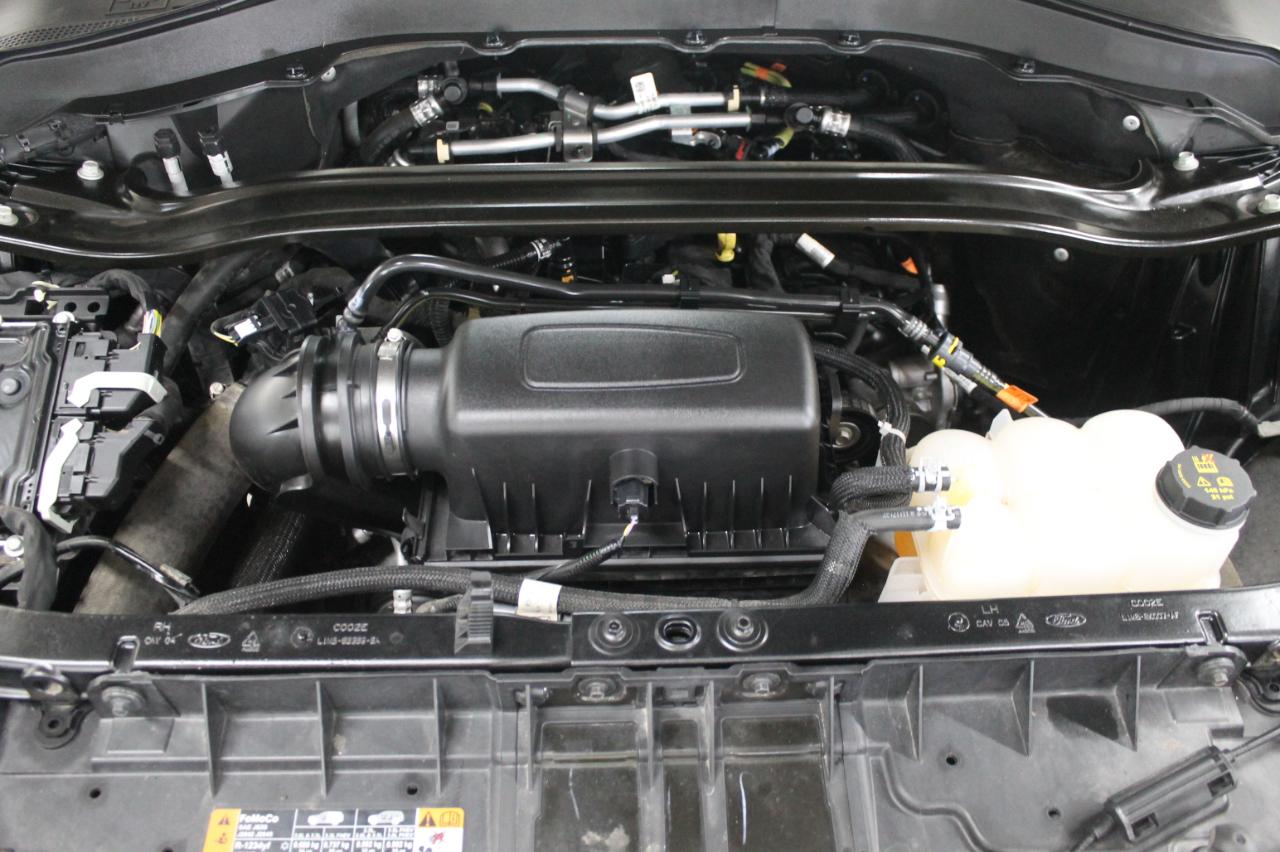 Ford Explorer Limited RWD 2023