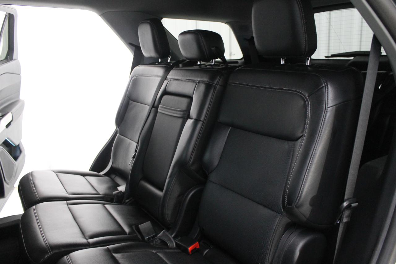 Ford Explorer Limited RWD 2023