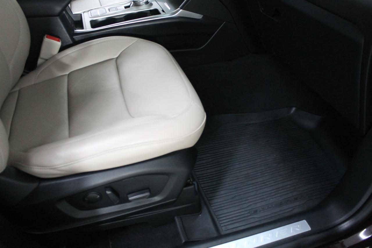 Ford Explorer Limited RWD 2023