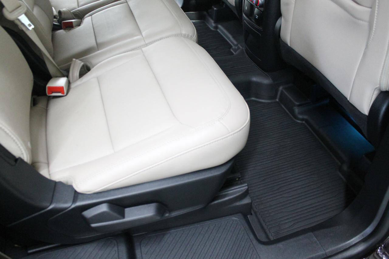 Ford Explorer Limited RWD 2023