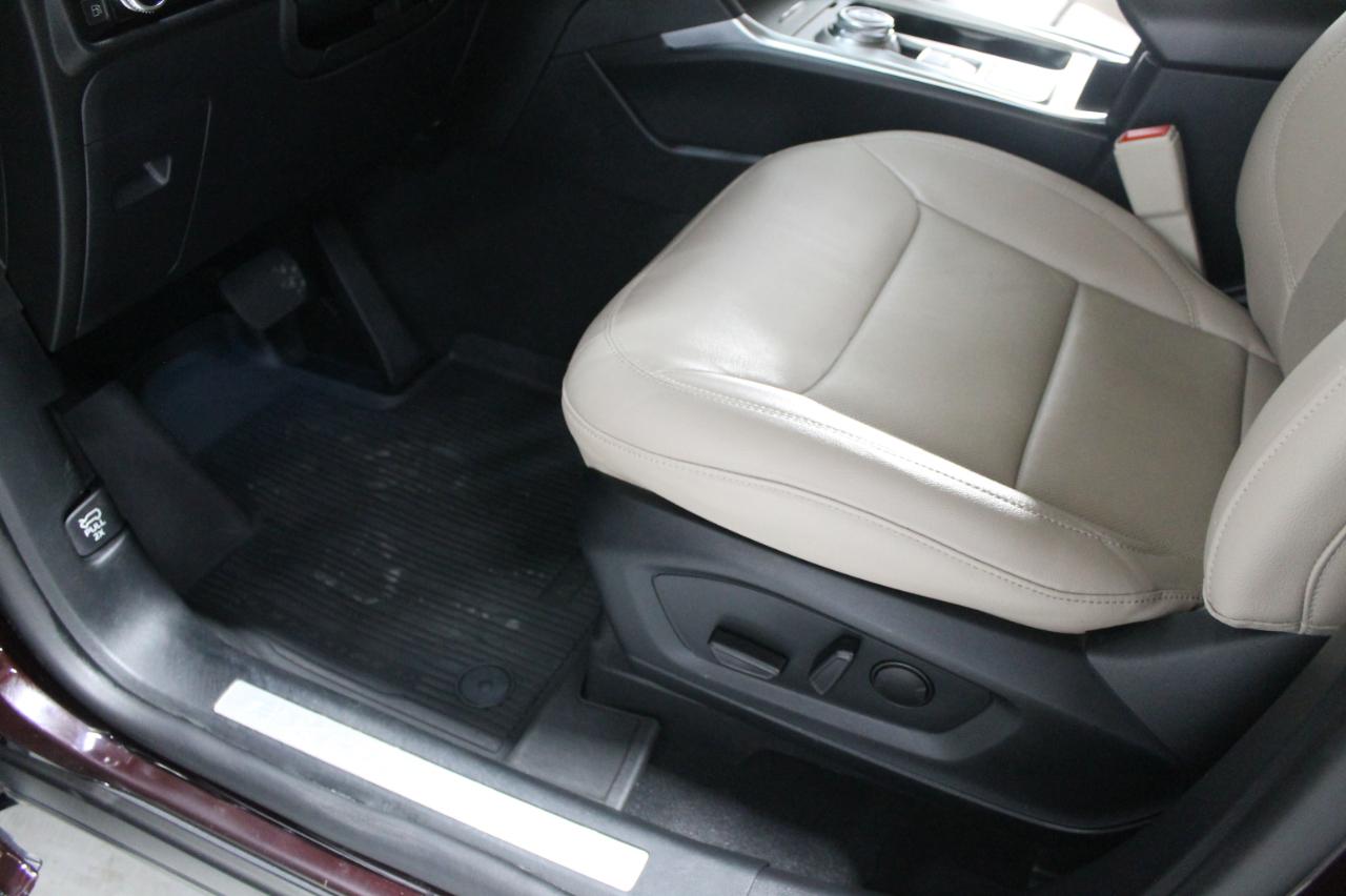 Ford Explorer Limited RWD 2023