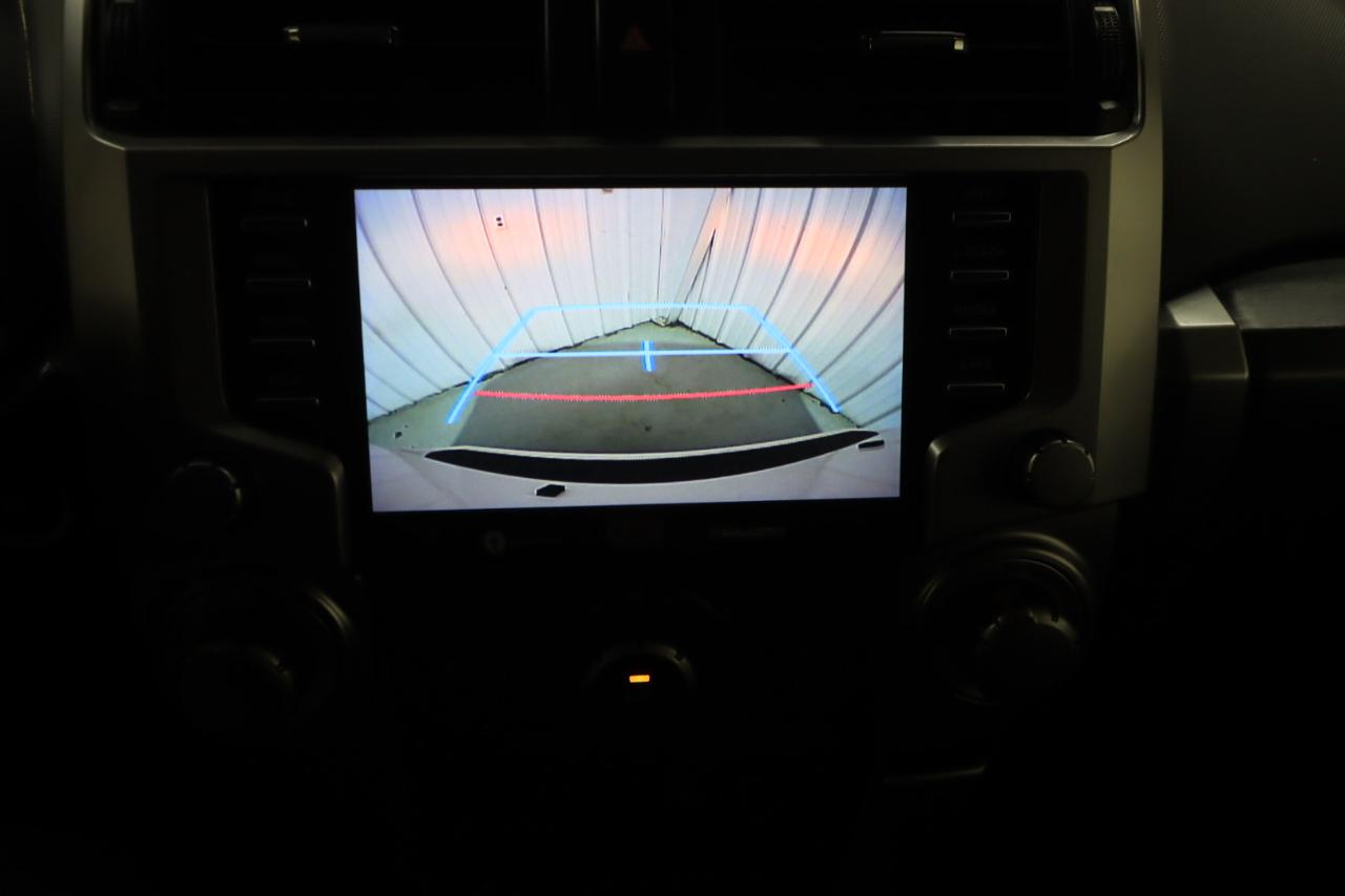 Toyota 4Runner SR5 4WD 2024