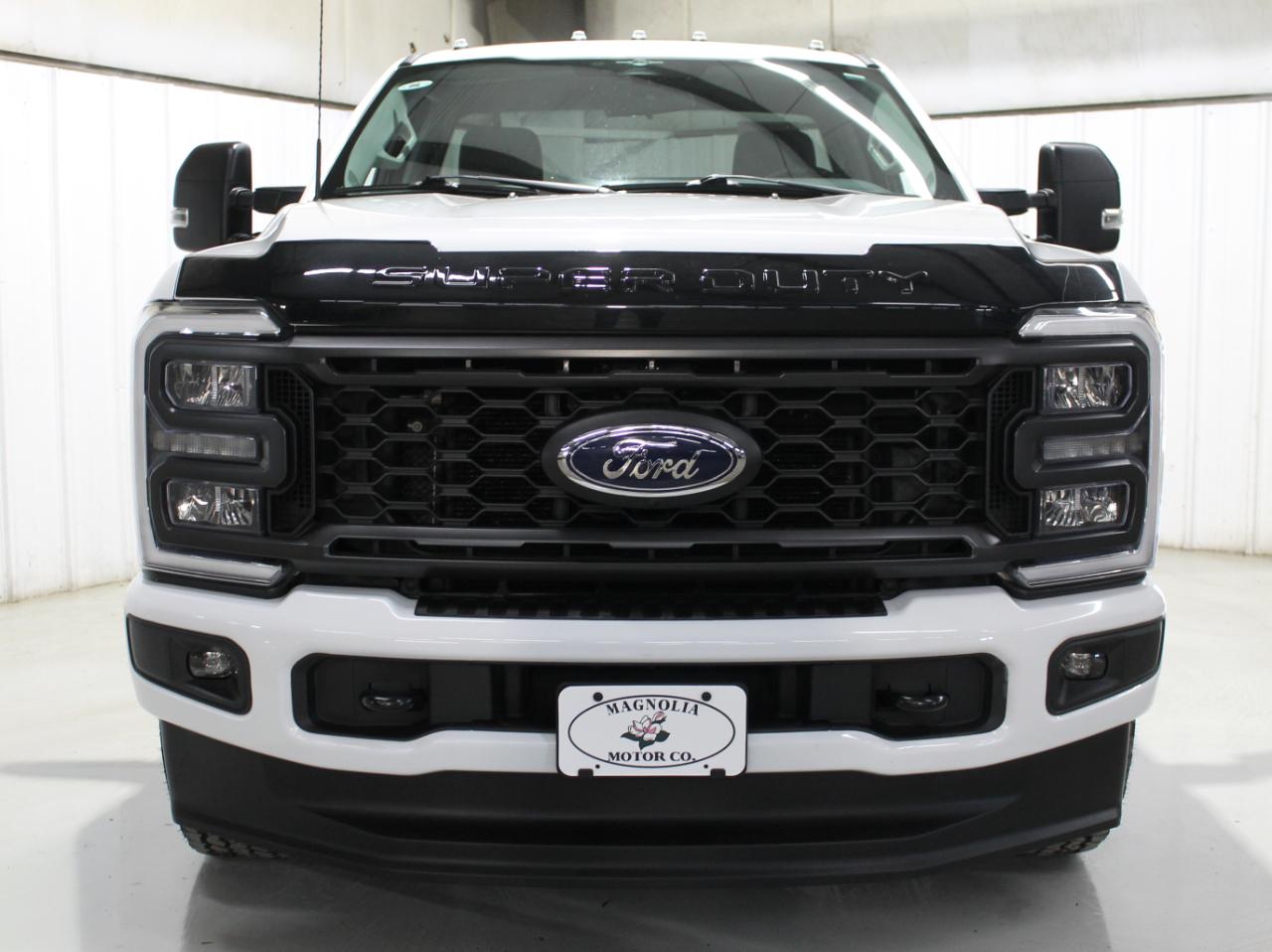 Ford Super Duty F-350 SRW  2023