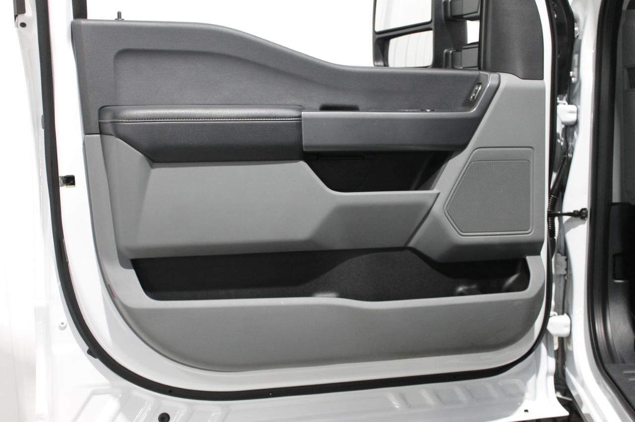 Ford Super Duty F-350 SRW  2023