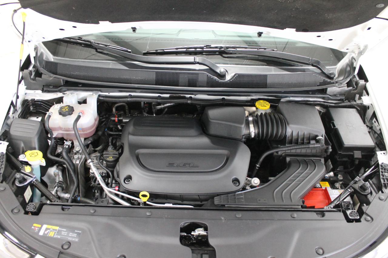 Chrysler Pacifica Select FWD 2025