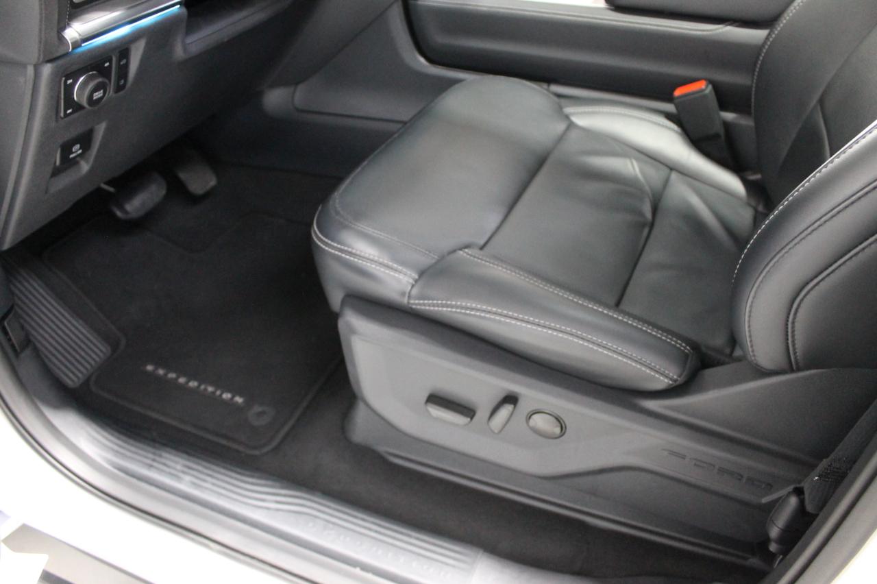 Ford Expedition Max Platinum 4x4 2025