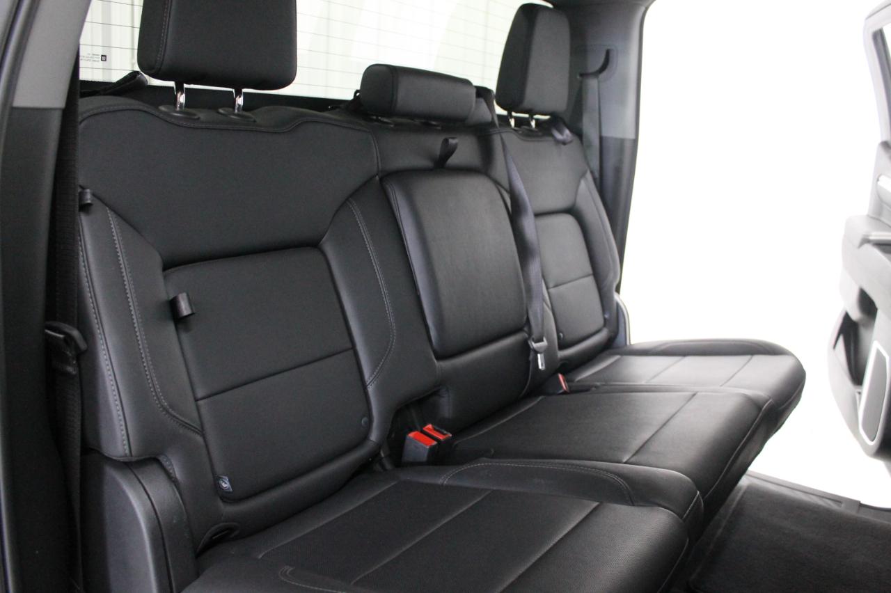 GMC Sierra 1500 2WD Crew Cab 147" SLT 2025