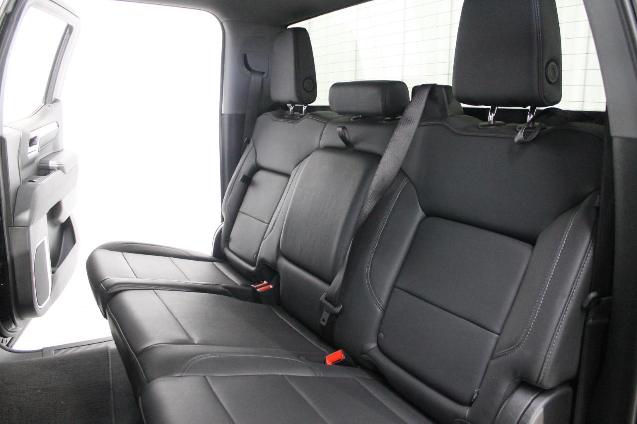 GMC Sierra 1500 2WD Crew Cab 147" SLT 2025