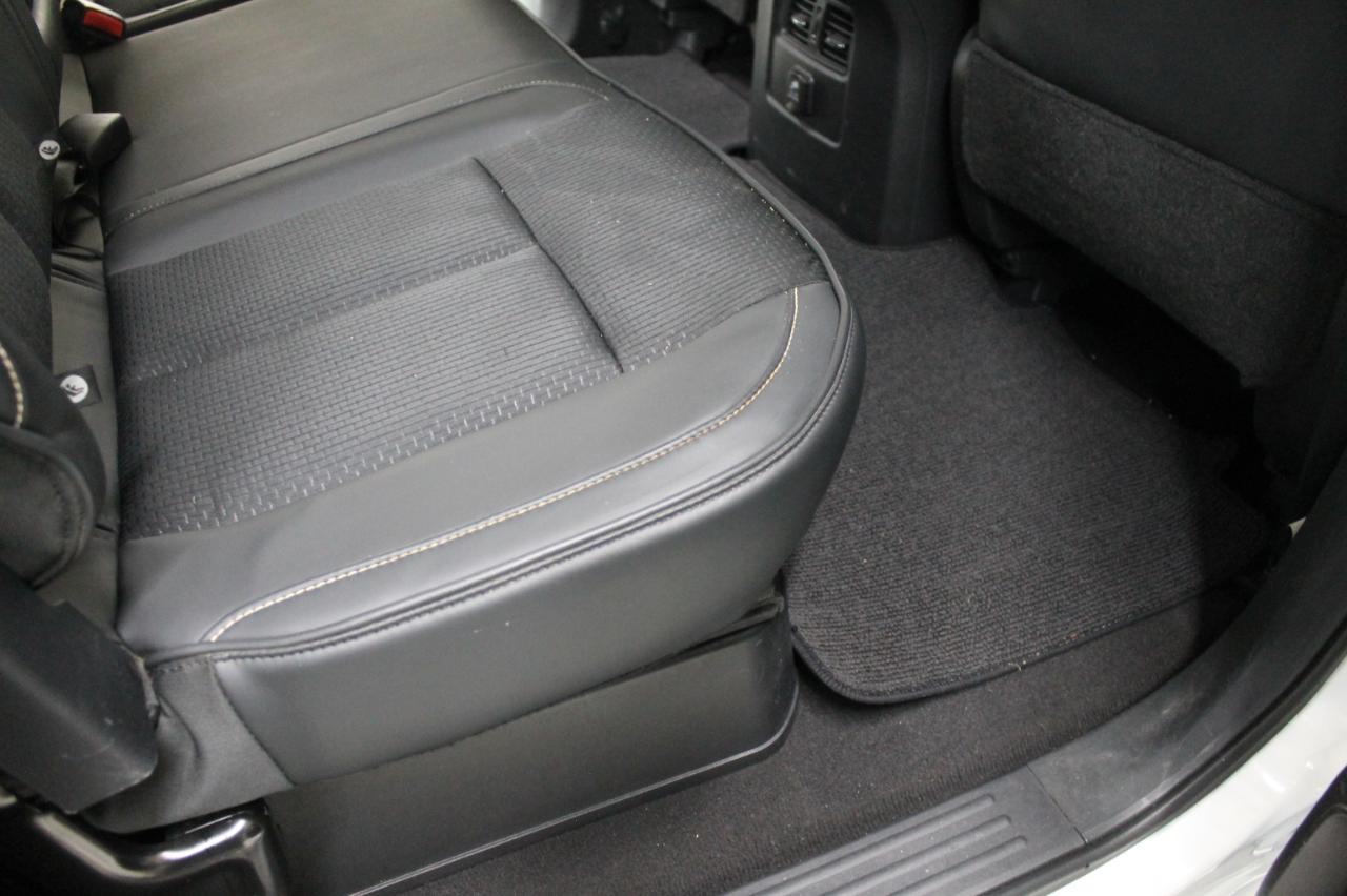 Nissan Titan 4x4 Crew Cab PRO-4X 2017