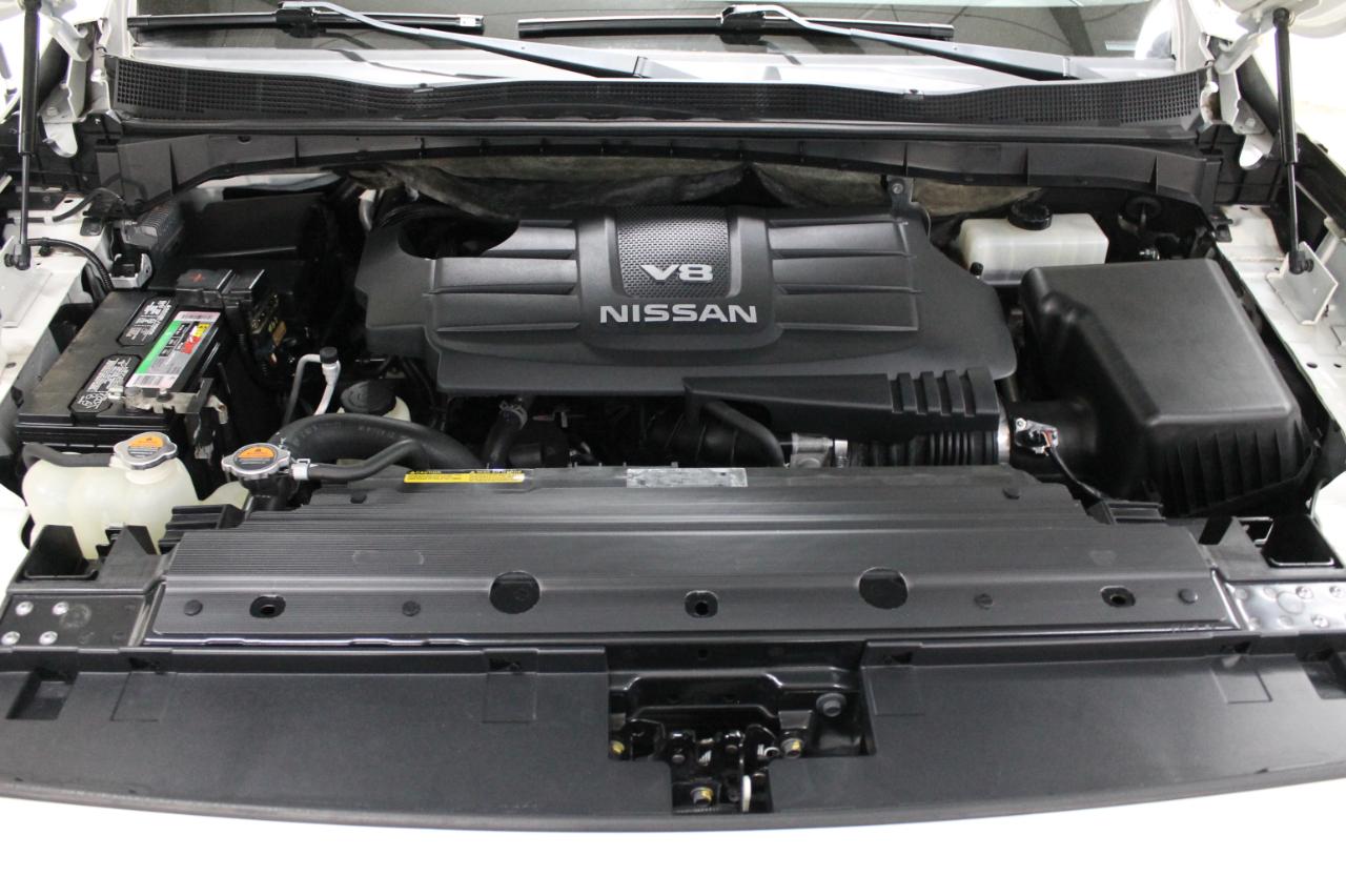 Nissan Titan 4x4 Crew Cab PRO-4X 2017