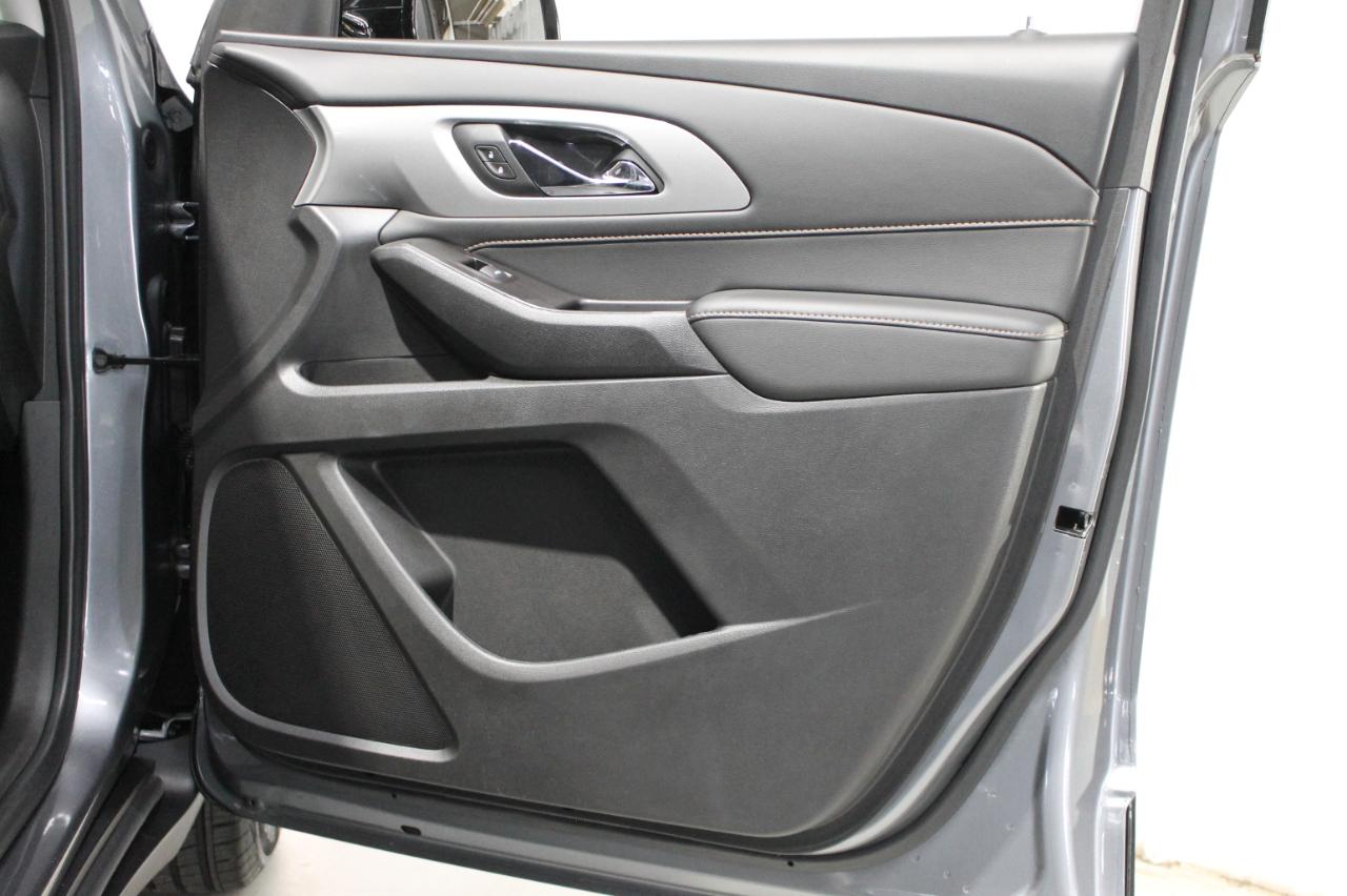 Chevrolet Traverse FWD 4dr LS 2020