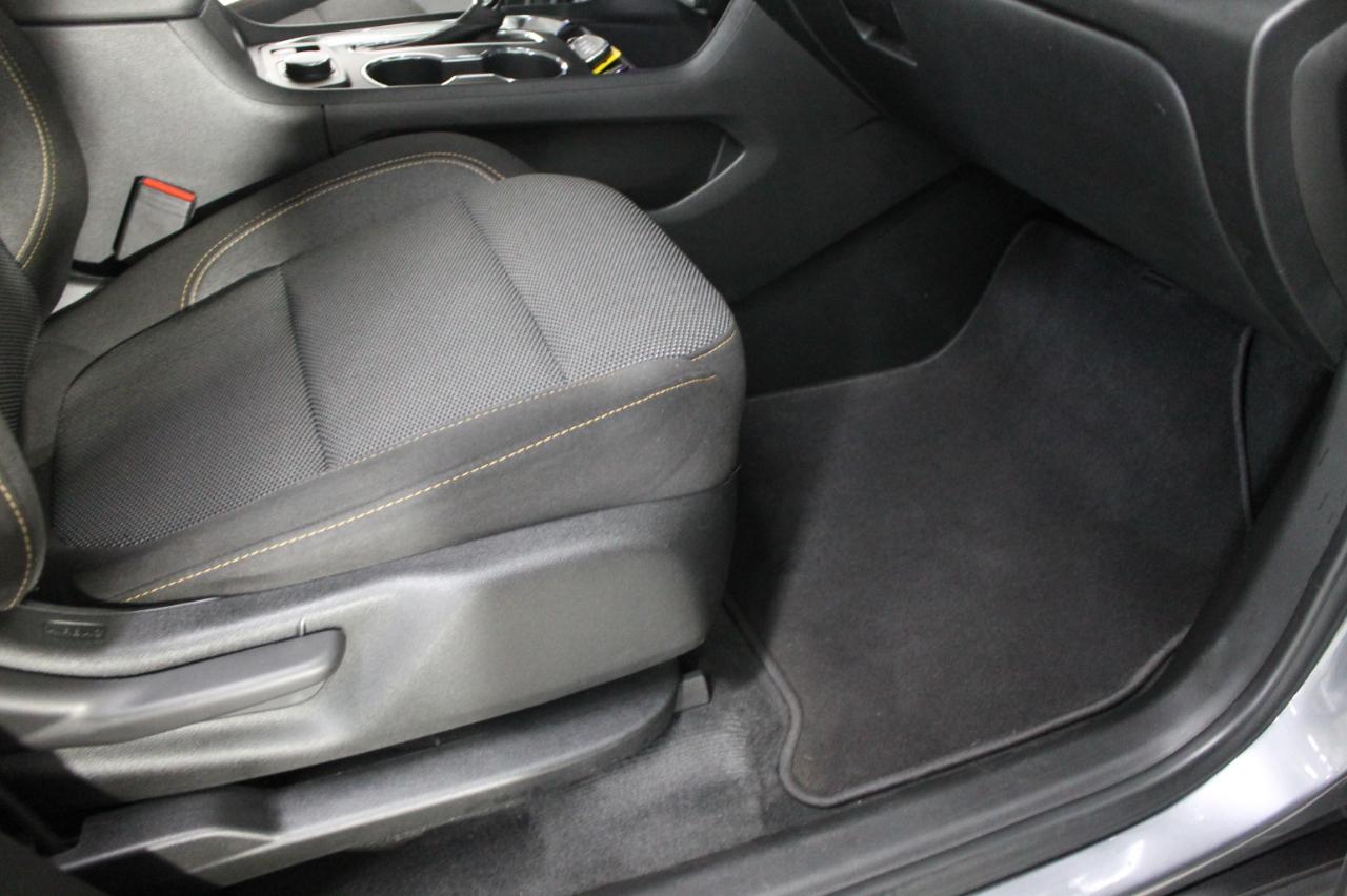 Chevrolet Traverse FWD 4dr LS 2020