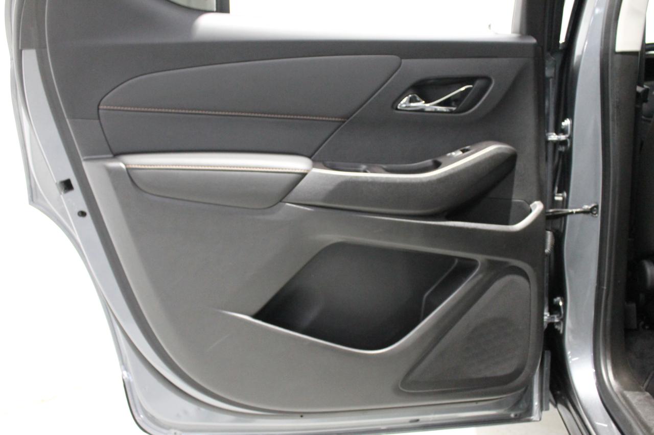 Chevrolet Traverse FWD 4dr LS 2020