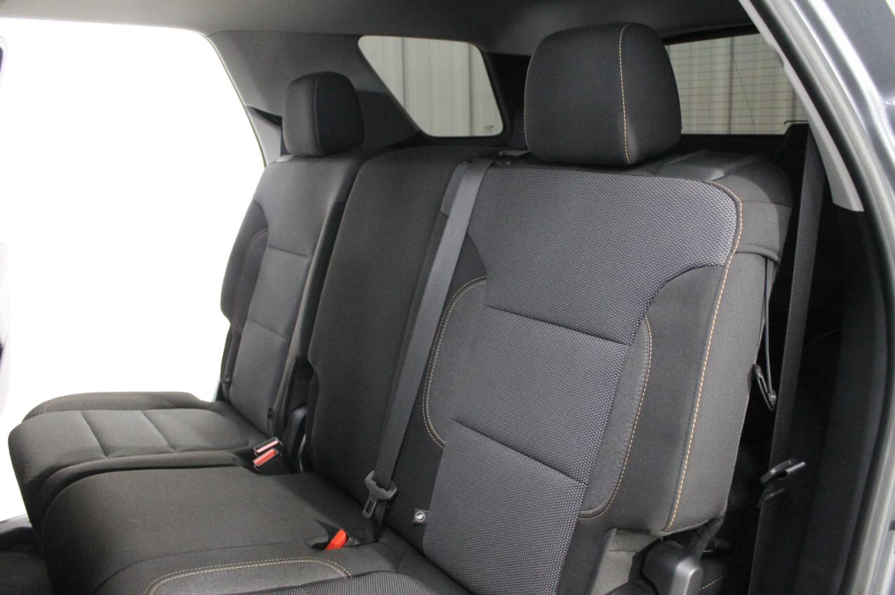 Chevrolet Traverse FWD 4dr LS 2020