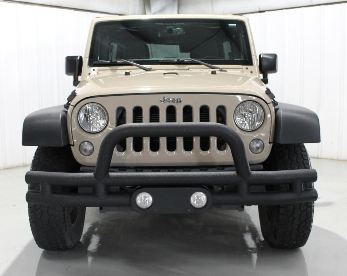 Jeep Wrangler Unlimited 4WD 4dr Sport 2016