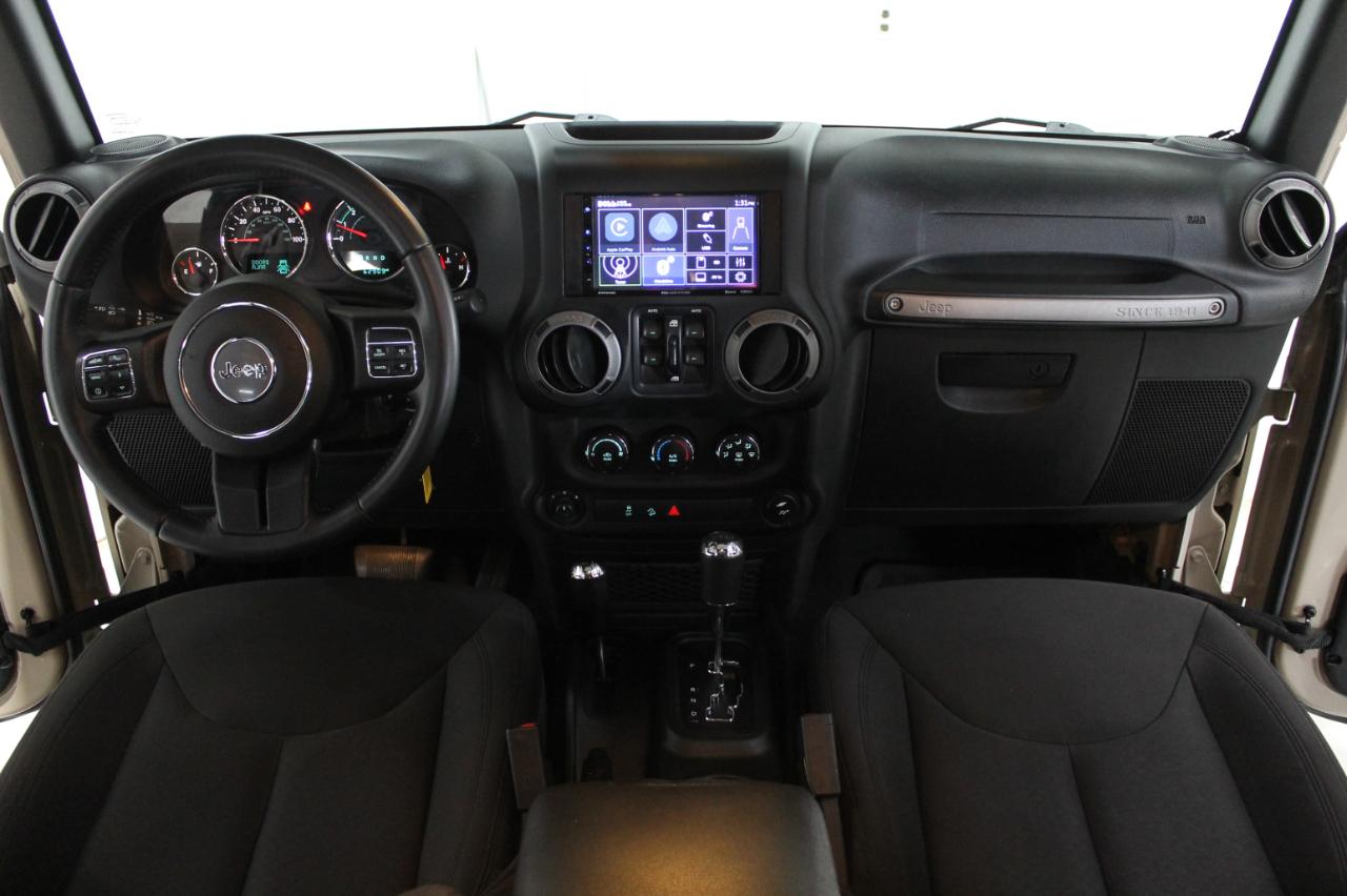 Jeep Wrangler Unlimited 4WD 4dr Sport 2016