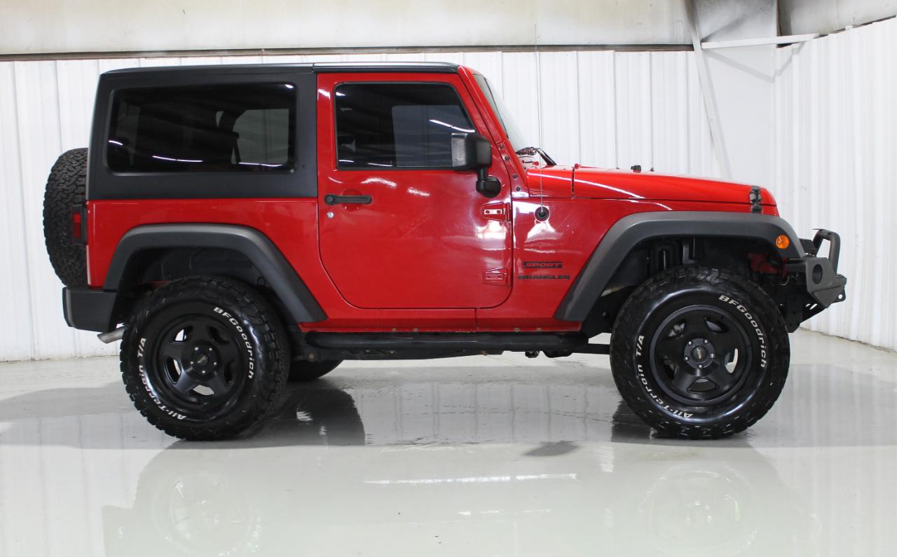 Jeep Wrangler 4WD 2dr Sport 2016