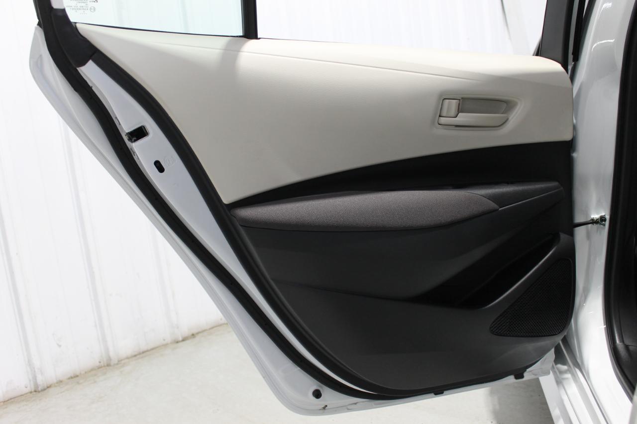 Toyota Corolla LE 2026