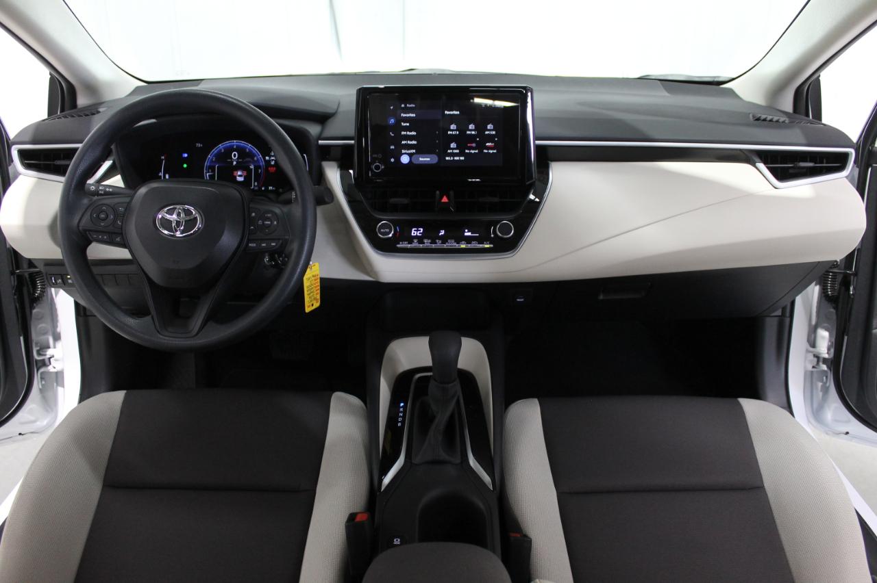 Toyota Corolla LE 2026