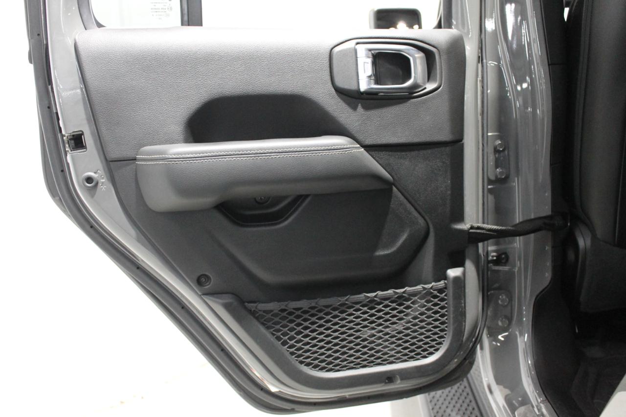 Jeep Gladiator Overland 2021