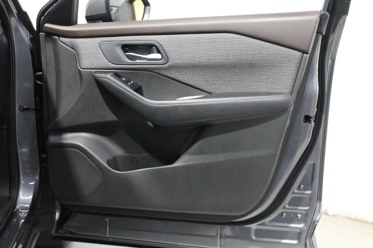 Nissan Rogue SV 2023