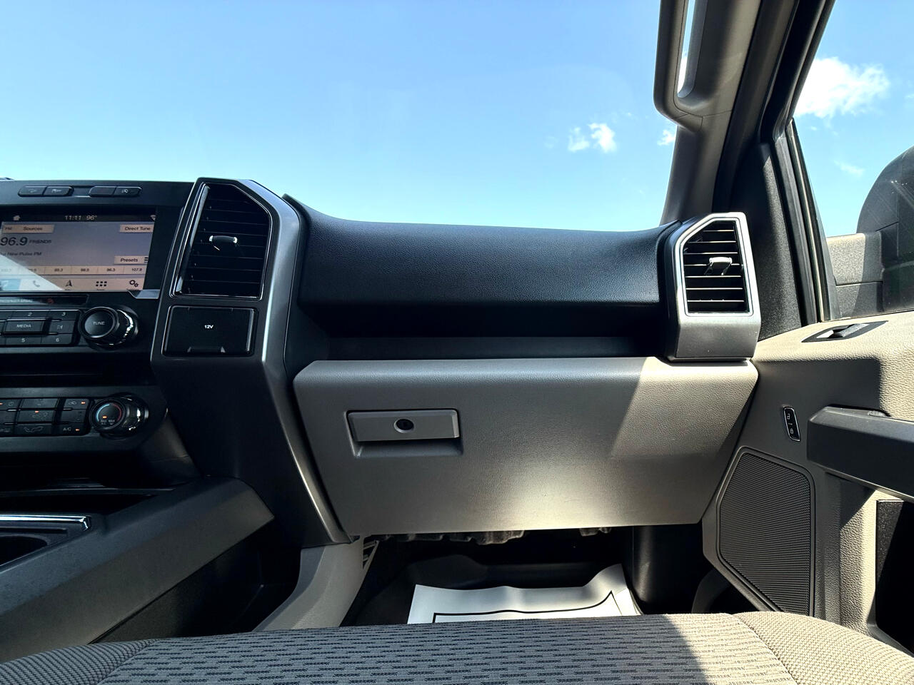 Ford F-150 4WD SuperCrew 145" XLT 2018 Ford F-150 4WD SuperCrew 145" XLT 2018