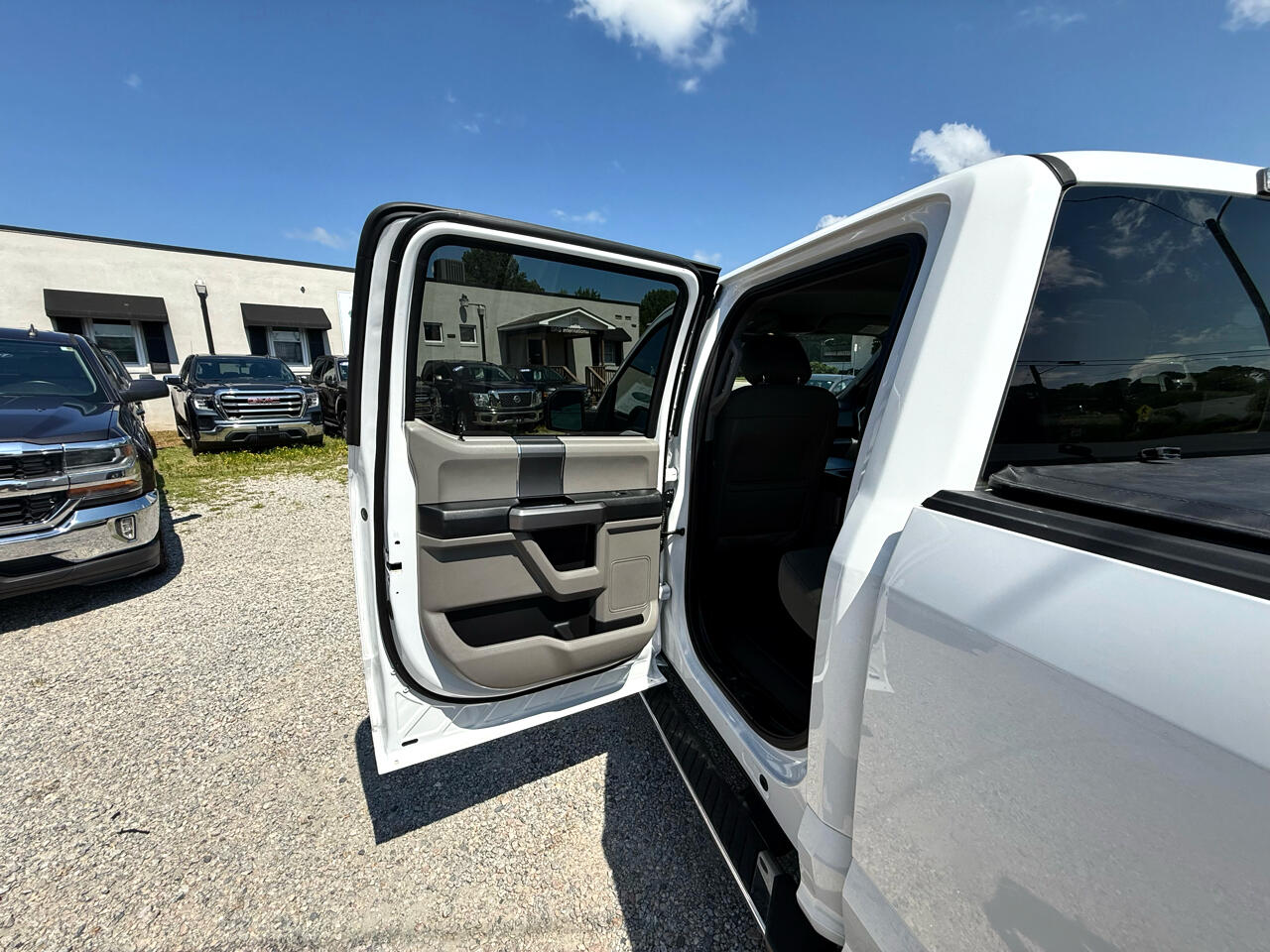 Ford F-150 4WD SuperCrew 145" XLT 2018 Ford F-150 4WD SuperCrew 145" XLT 2018