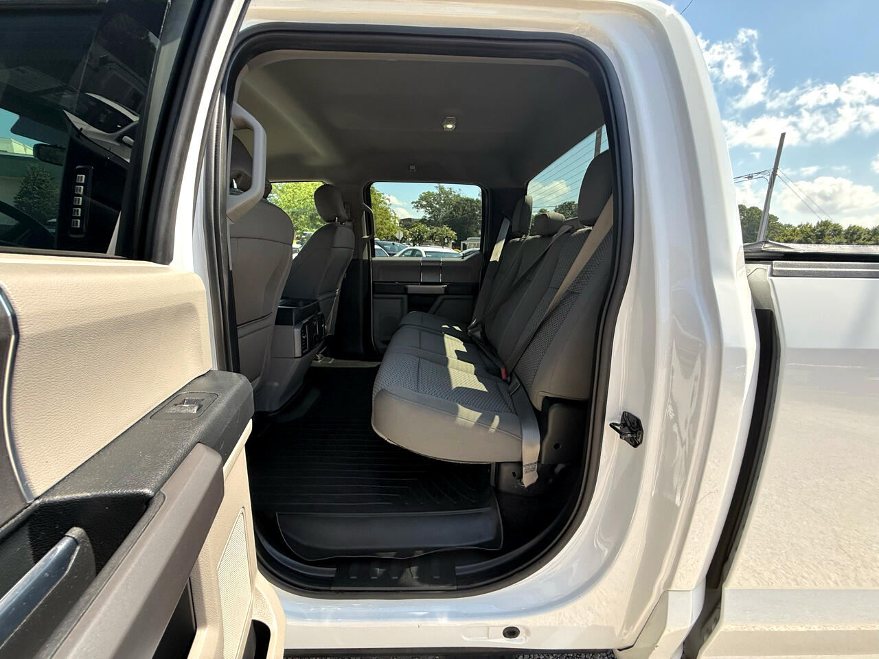 Ford F-150 4WD SuperCrew 145" XLT 2018 Ford F-150 4WD SuperCrew 145" XLT 2018