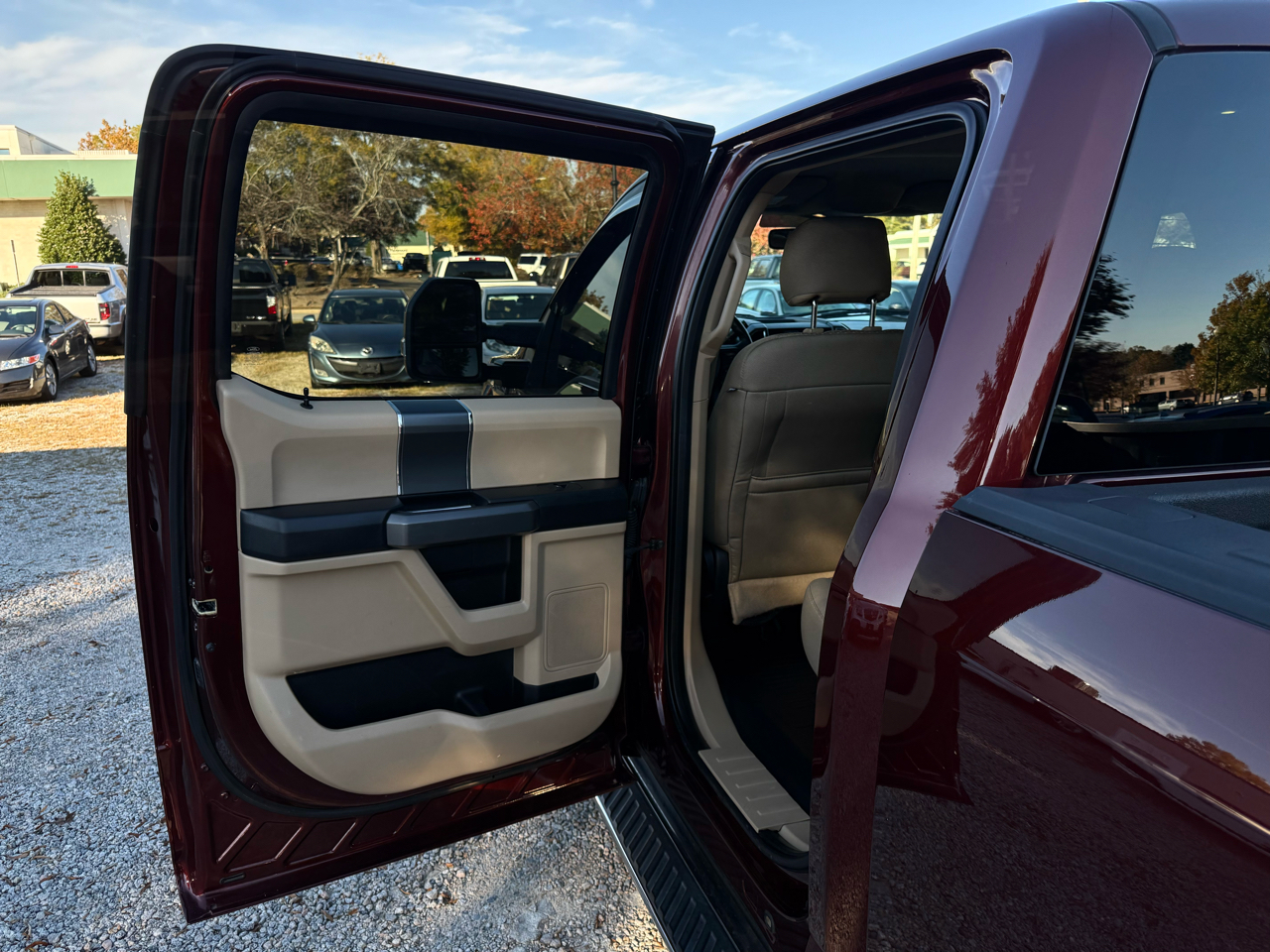 Ford F-150 4WD SuperCrew 145" XLT 2015