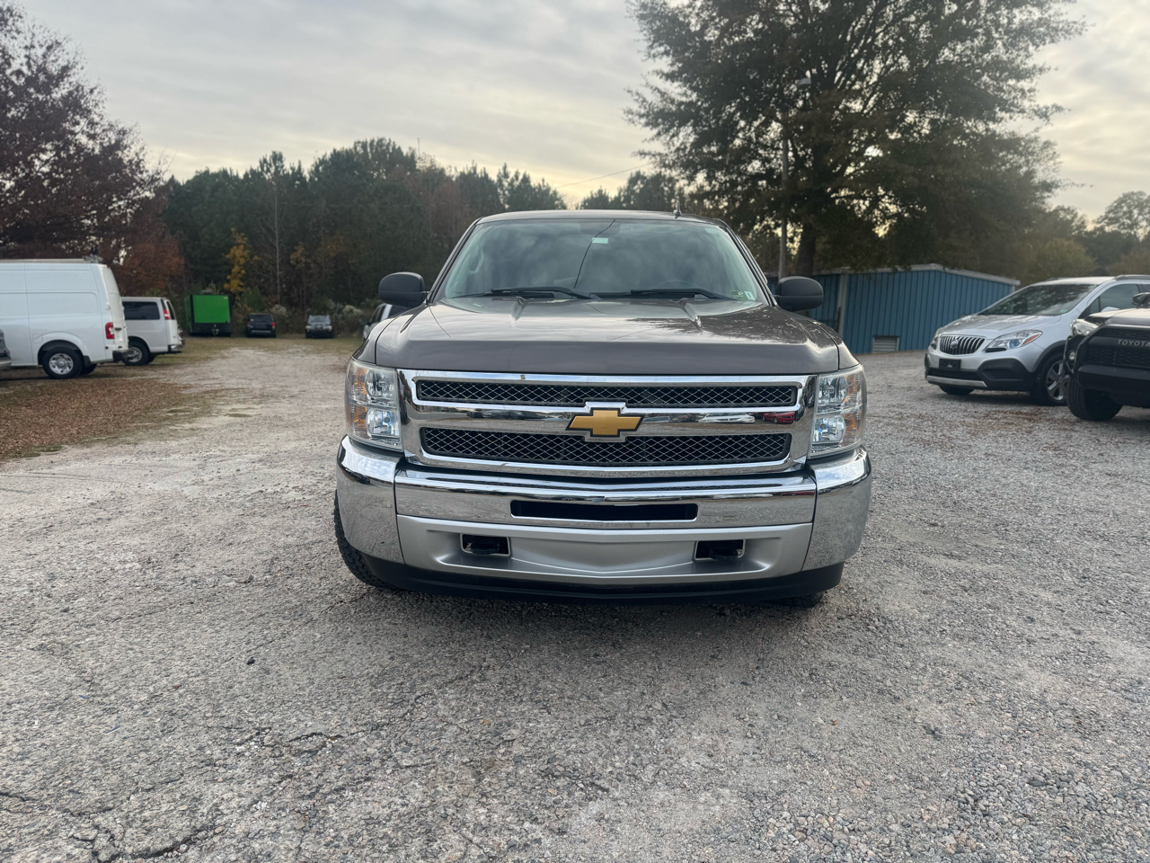 2012 Chevrolet Silverado 1500 LT photo 2