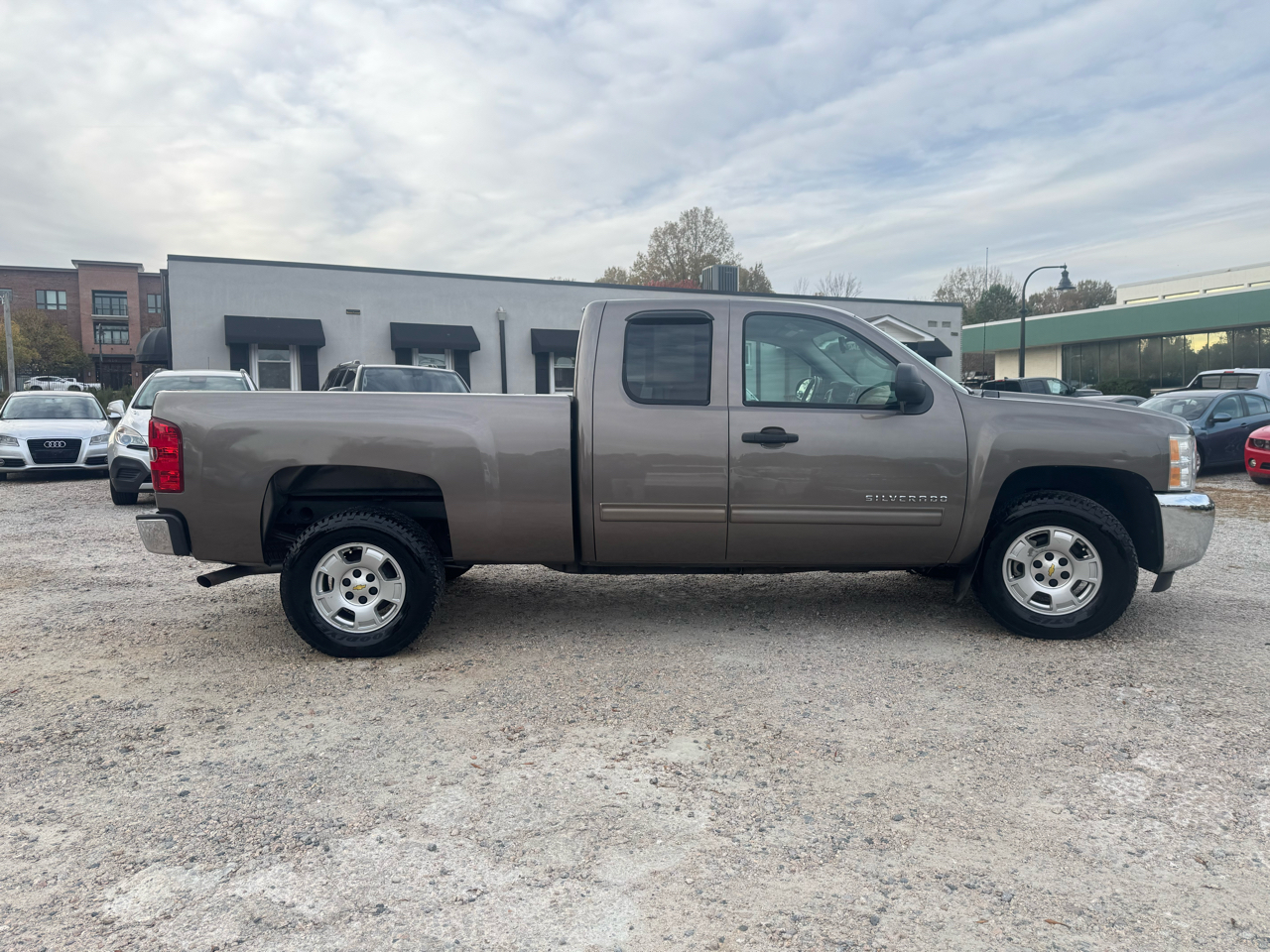 2012 Chevrolet Silverado 1500 LT photo 4