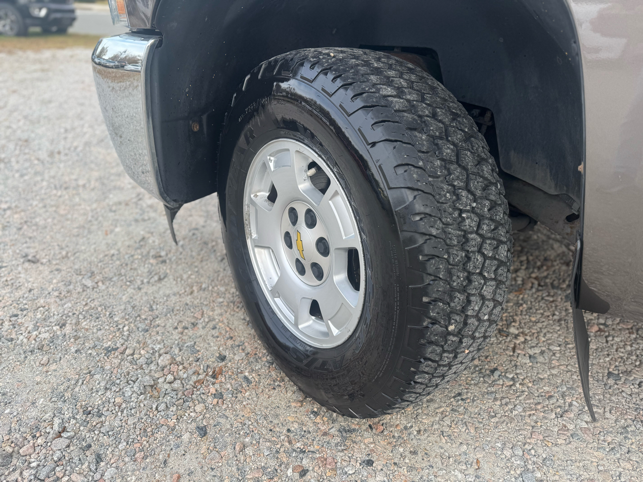 Chevrolet Silverado 1500 4WD Ext Cab 143.5" LT 2012