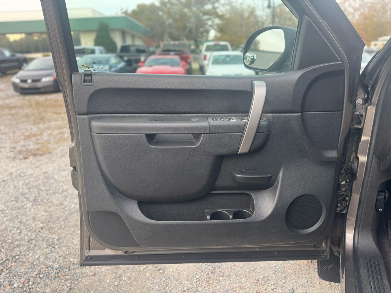 Chevrolet Silverado 1500 4WD Ext Cab 143.5" LT 2012