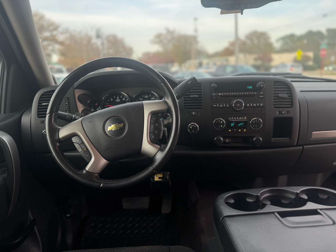 Chevrolet Silverado 1500 4WD Ext Cab 143.5" LT 2012