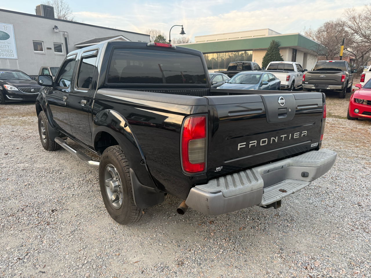 Nissan Frontier 2WD XE Crew Cab V6 Auto Std Bed 2004