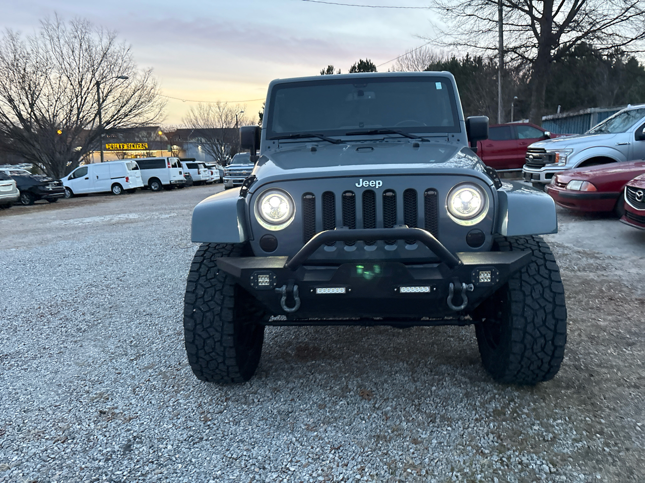 Jeep Wrangler Unlimited 4WD 4dr Sahara 2014