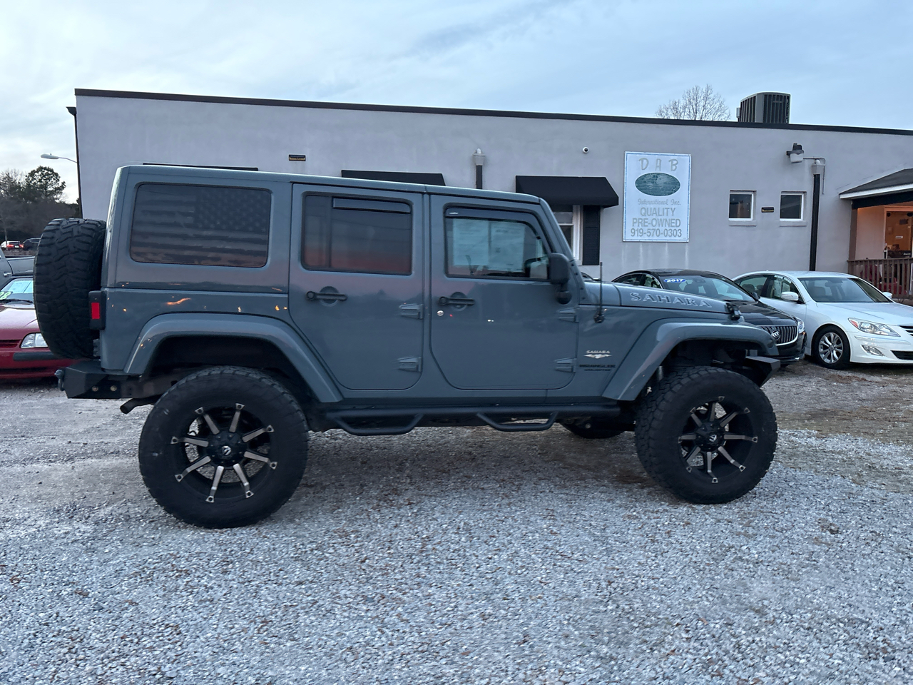 Jeep Wrangler Unlimited 4WD 4dr Sahara 2014