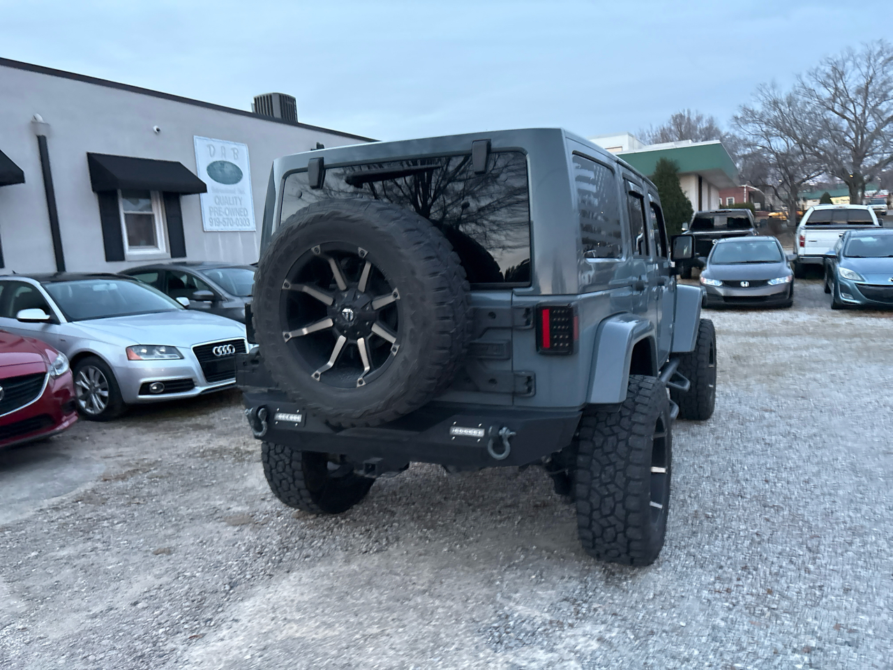 Jeep Wrangler Unlimited 4WD 4dr Sahara 2014