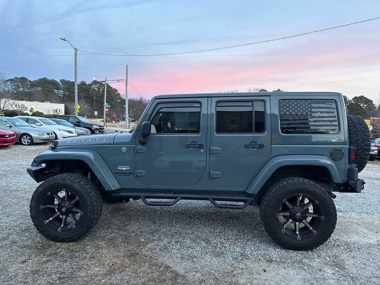 Jeep Wrangler Unlimited 4WD 4dr Sahara 2014