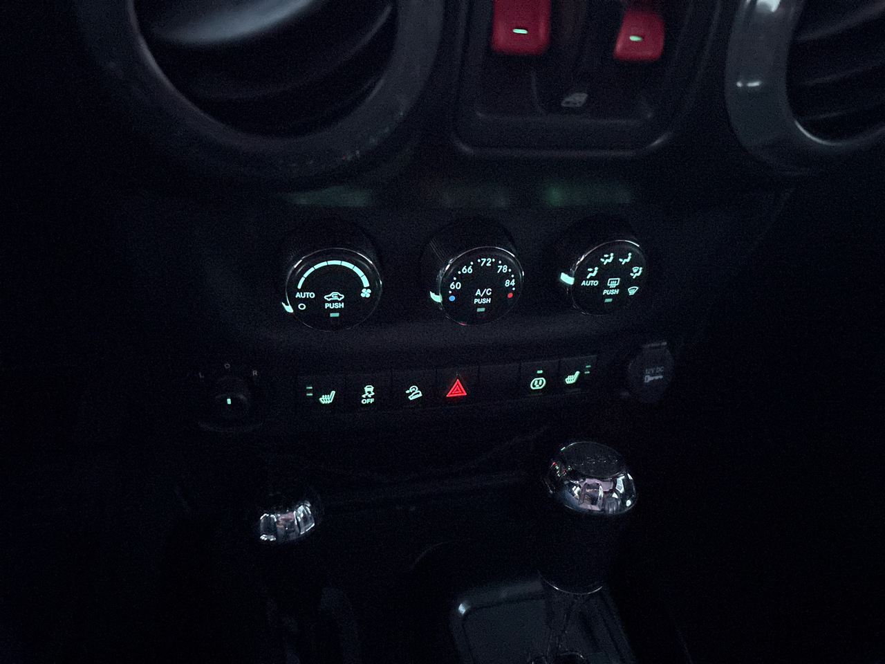 Jeep Wrangler Unlimited 4WD 4dr Sahara 2014