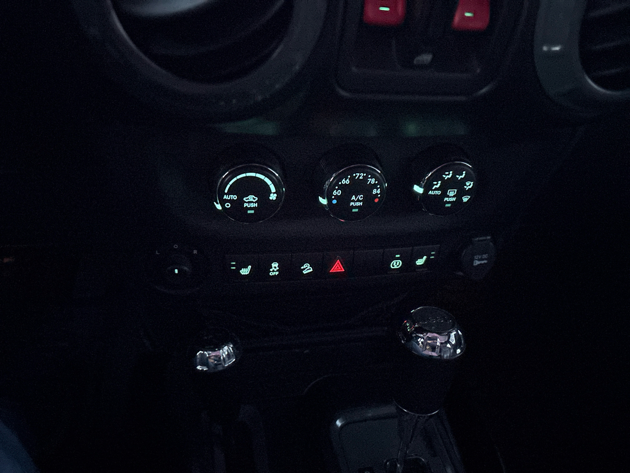 Jeep Wrangler Unlimited 4WD 4dr Sahara 2014