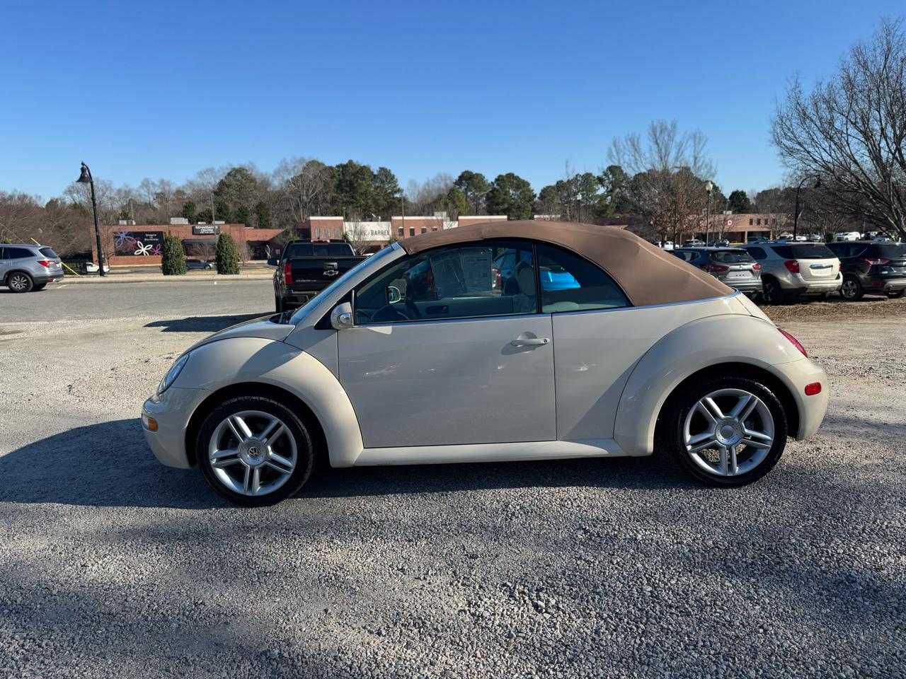 Volkswagen New Beetle Convertible 2dr Convertible GLS Turbo Auto 2004