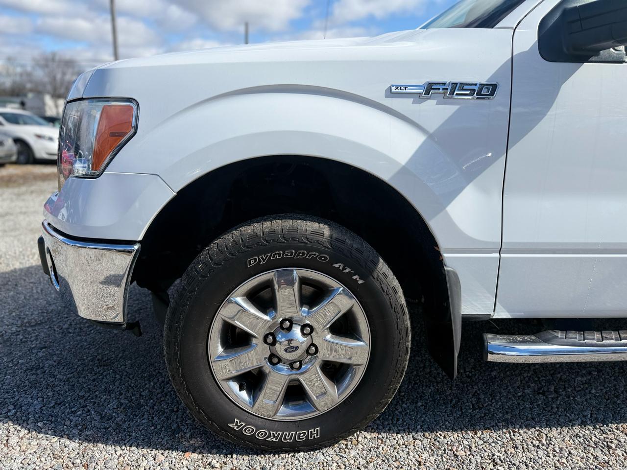 Ford F-150 4WD SuperCrew 145" Platinum 2014