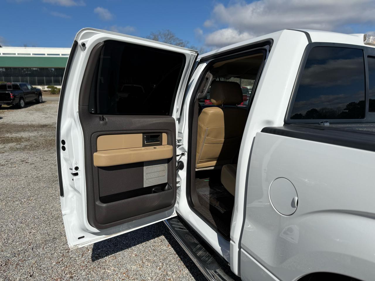 Ford F-150 4WD SuperCrew 145" Platinum 2014