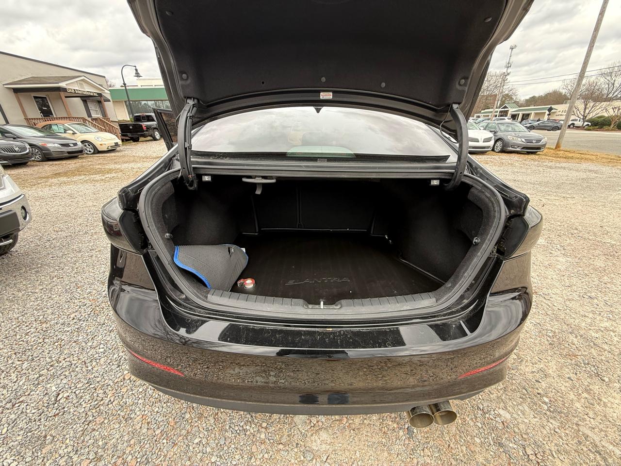 Hyundai Elantra Value Edition 2.0L Auto (Alabama) 2017