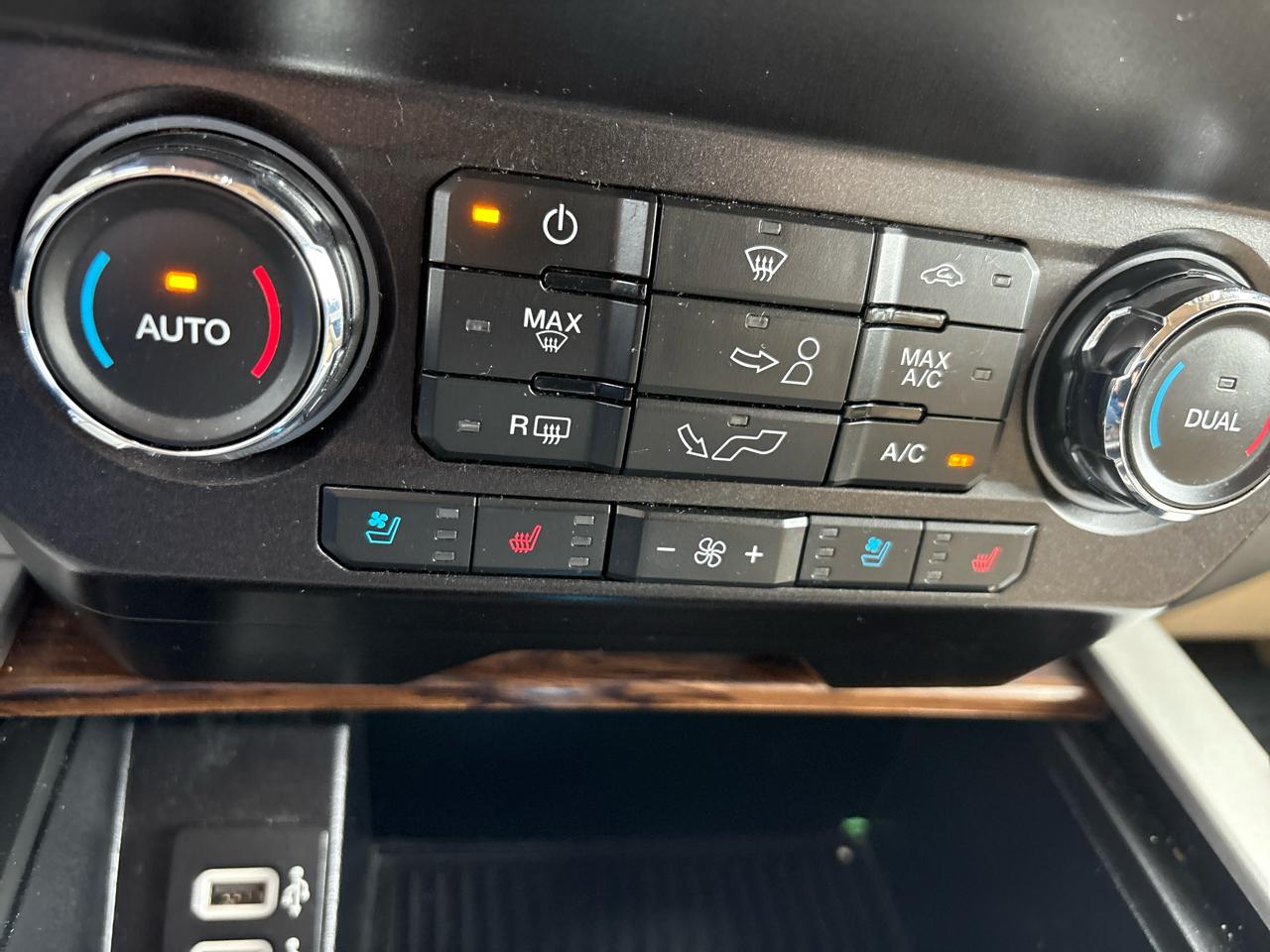 Ford F-150 Lariat 4WD SuperCrew 5.5' Box 2020