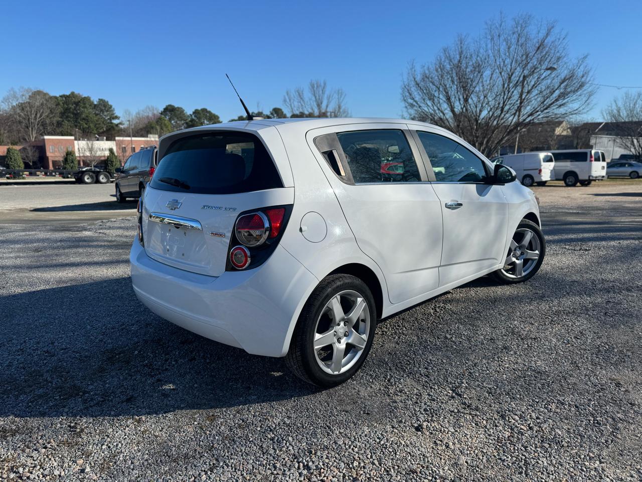 Chevrolet Sonic 5dr HB Auto LTZ 2014